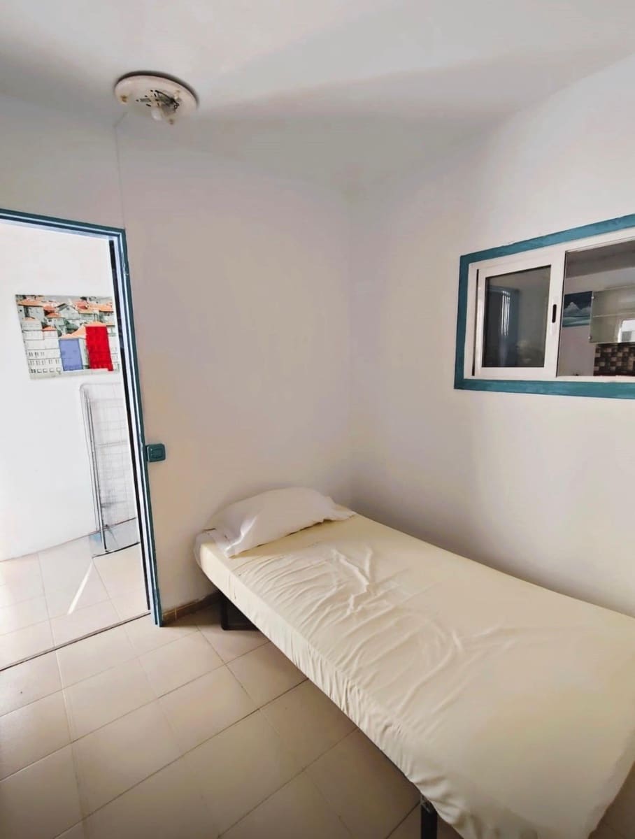 2 Zimmer Wohnung zu verkaufen in Costa del Silencio mit Pool - 190.000 € (Ref: 9502592)