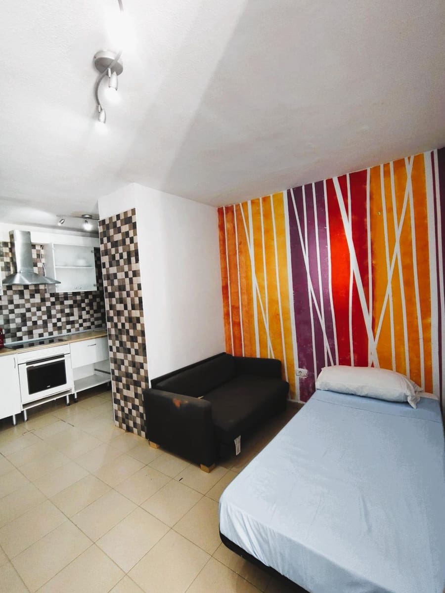 2 Zimmer Wohnung zu verkaufen in Costa del Silencio mit Pool - 190.000 € (Ref: 9502592)