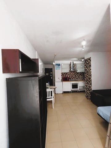 2 slaapkamer Flat te koop in Costa del Silencio, Arona met zwembad - € 190.000 (Ref: 9502592)