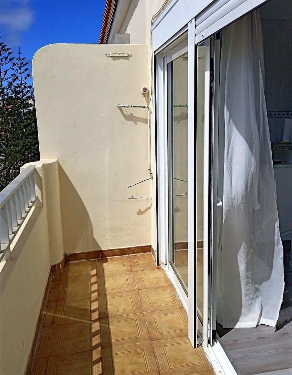 1 makuuhuone Asunto vuokrattavana paikassa Arona - 780 € (Ref: 9509196)