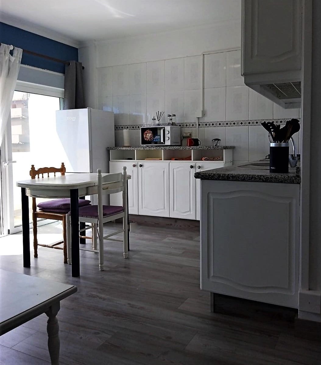 1 makuuhuone Asunto vuokrattavana paikassa Arona - 780 € (Ref: 9509196)