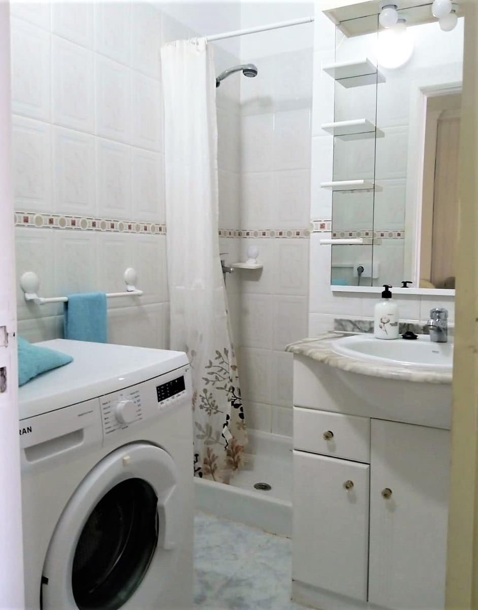 1 makuuhuone Asunto vuokrattavana paikassa Arona - 780 € (Ref: 9509196)