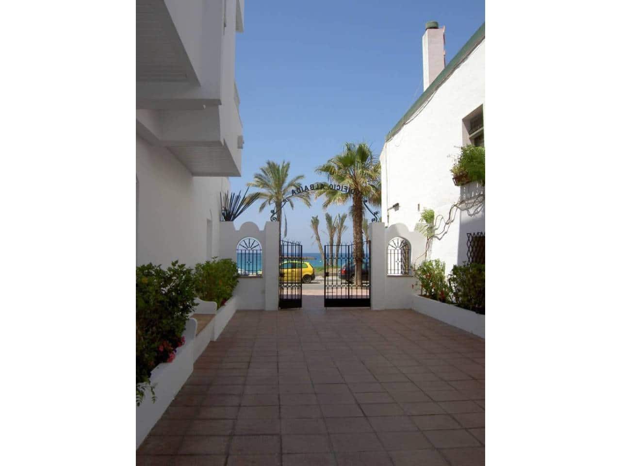   3 soveværelse   ferieLejlighed i Almunecar   med   swimmingpool  garage  - € 1.500 (Ref: 10079774)