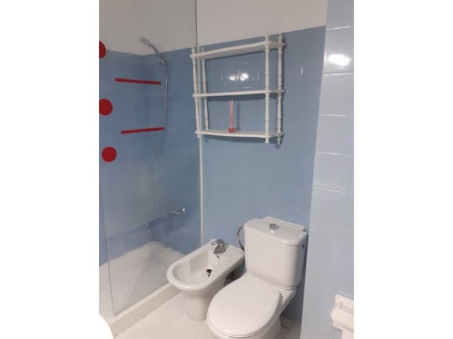 3 Zimmer Apartment zu vermieten in Almuñécar mit Garage - 800 € (Ref: 1026546)