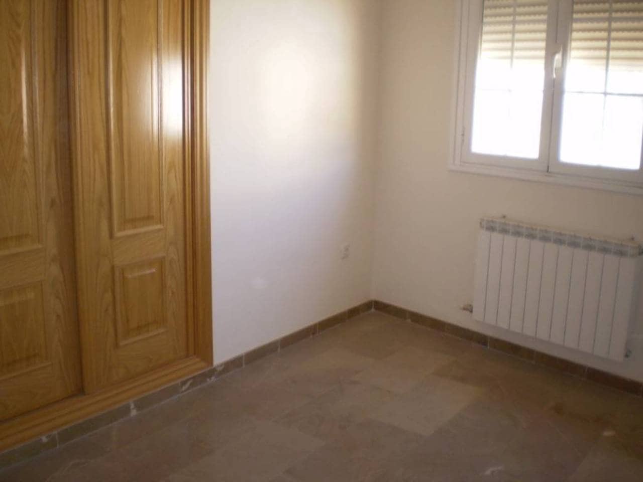 3 soveværelse Rækkehus til salg i Armilla med garage - € 300.000 (Ref: 1835938)