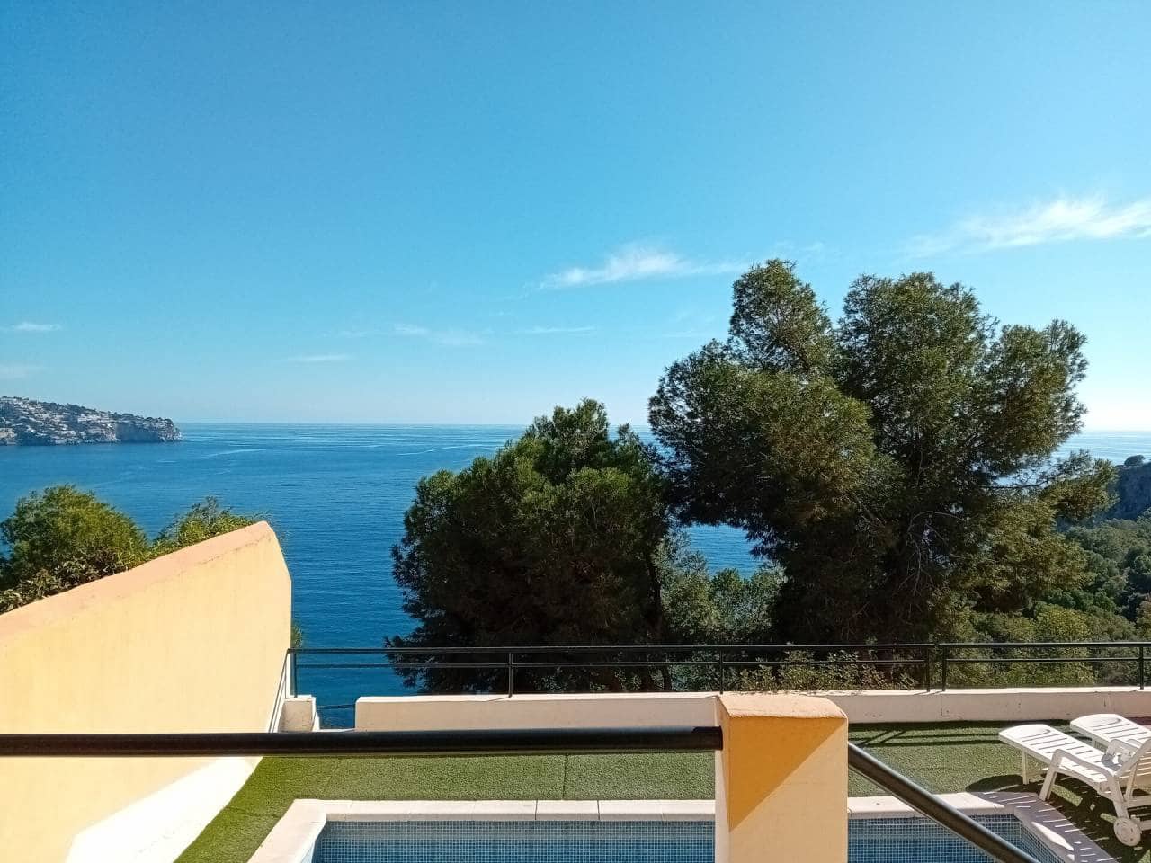 Pareado de 3 habitaciones en Almuñécar en alquiler vacacional con piscina - 1.500 € (Ref: 1835981)