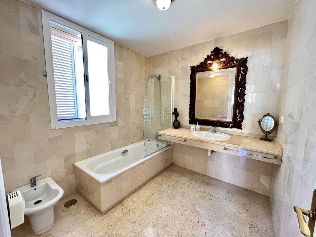 Pareado de 3 habitaciones en Almuñécar en alquiler vacacional con piscina - 1.500 € (Ref: 1835981)