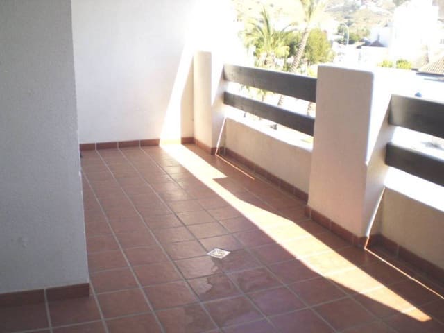 2 soveværelse Lejlighed til leje i Taramay, Almuñécar med garage - € 750 (Ref: 1835994)