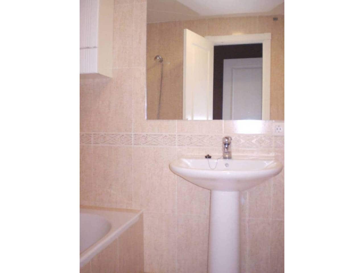 2 makuuhuone Huoneisto vuokrattavana paikassa Taramay mukana 
autotalli - 750 € (Ref: 1835994)