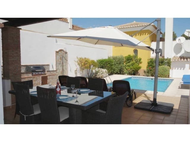 3 bedroom Villa for holiday rental in Almuñécar with pool garage - € 980 (Ref: 1835998)