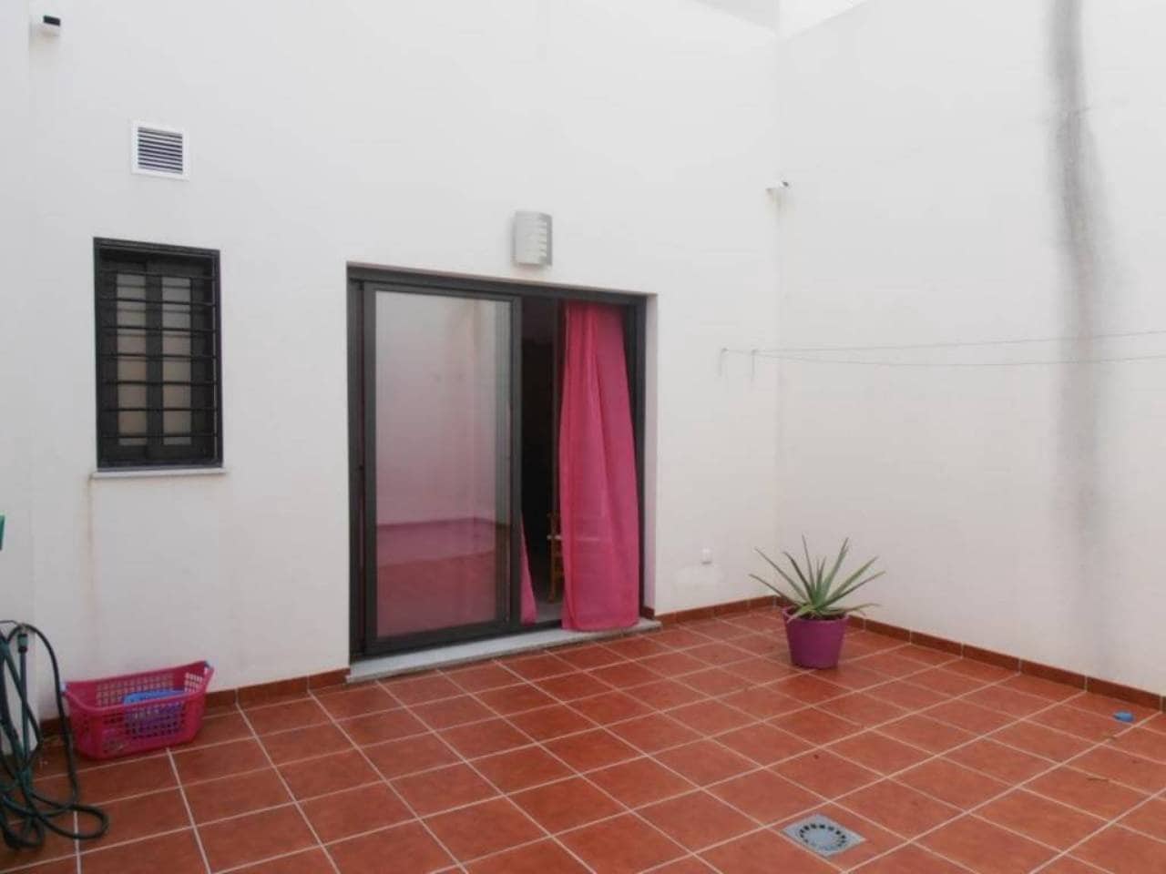 2 soveværelse Lejlighed til leje i Almunecar med swimmingpool garage - € 900 (Ref: 6912979)