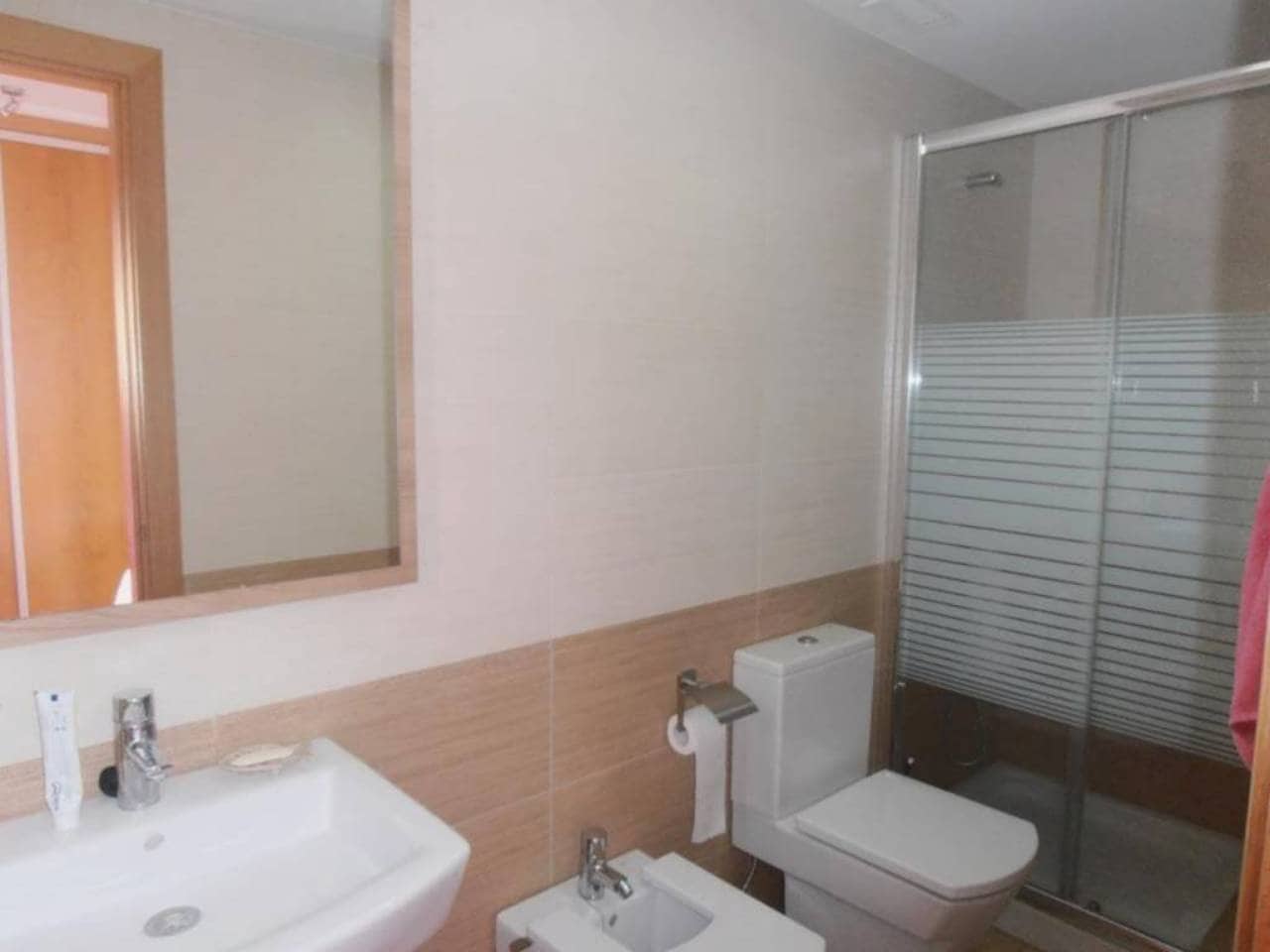 2 soveværelse Lejlighed til leje i Almunecar med swimmingpool garage - € 900 (Ref: 6912979)