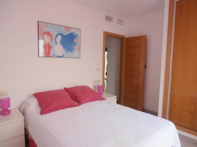 2 soverom Leilighet til leie i Almuñécar med svømmebasseng garasje - € 900 (Ref: 6912979)