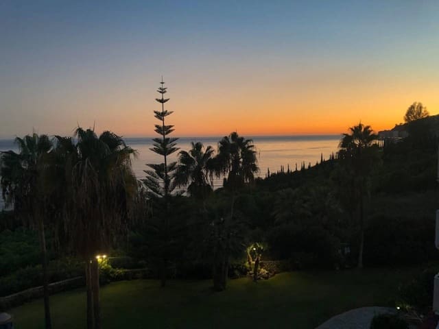 4 bedroom Apartment for holiday rental in Almuñécar with pool garage - € 980 (Ref: 6912983)