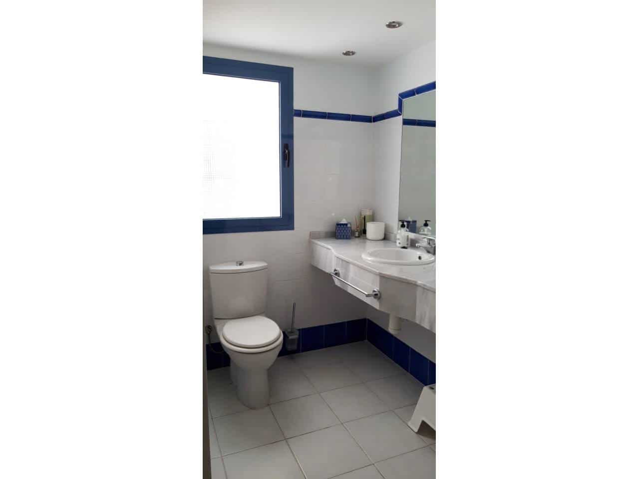 4 bedroom Apartment for holiday rental in Almunecar with pool garage - € 980 (Ref: 6912983)