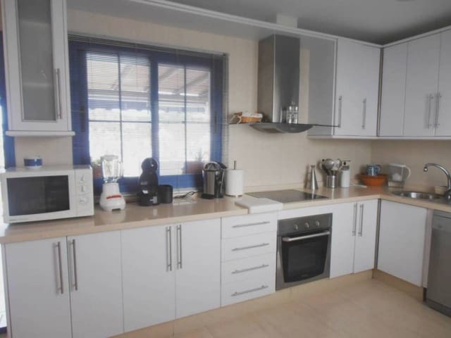 3 camera da letto Attico da affitare come casa vacanza in Taramay, Almuñécar con piscina garage - 1.200 € (Rif: 6912985)