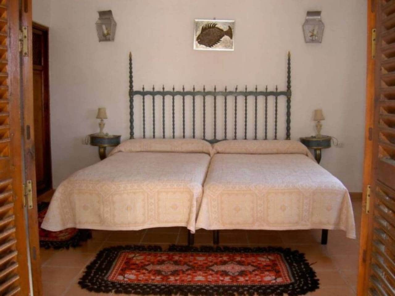 3 sypialnia Willa na kwatery wakacyjne w Almunecar z basenem garażem - 1 500 € (Ref: 6912989)