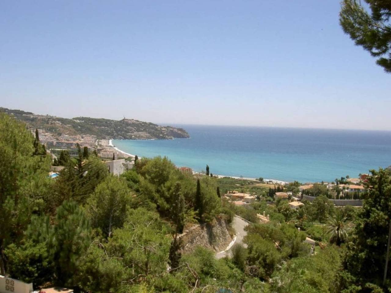 3 sypialnia Willa na kwatery wakacyjne w Almunecar z basenem garażem - 1 500 € (Ref: 6912989)