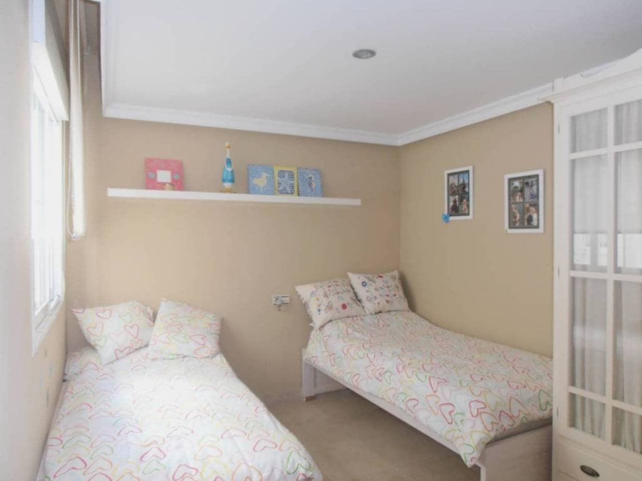 2 soverom Leilighet til leie i Almunecar med svømmebasseng garasje - € 1 300 (Ref: 6912990)