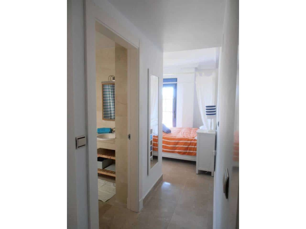 2 soveværelse Lejlighed til leje i Almunecar med swimmingpool garage - € 850 (Ref: 6912992)