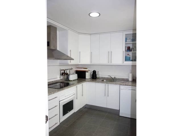 2 quarto Apartamento para arrendar em Almuñécar com piscina garagem - 850 € (Ref: 6912992)