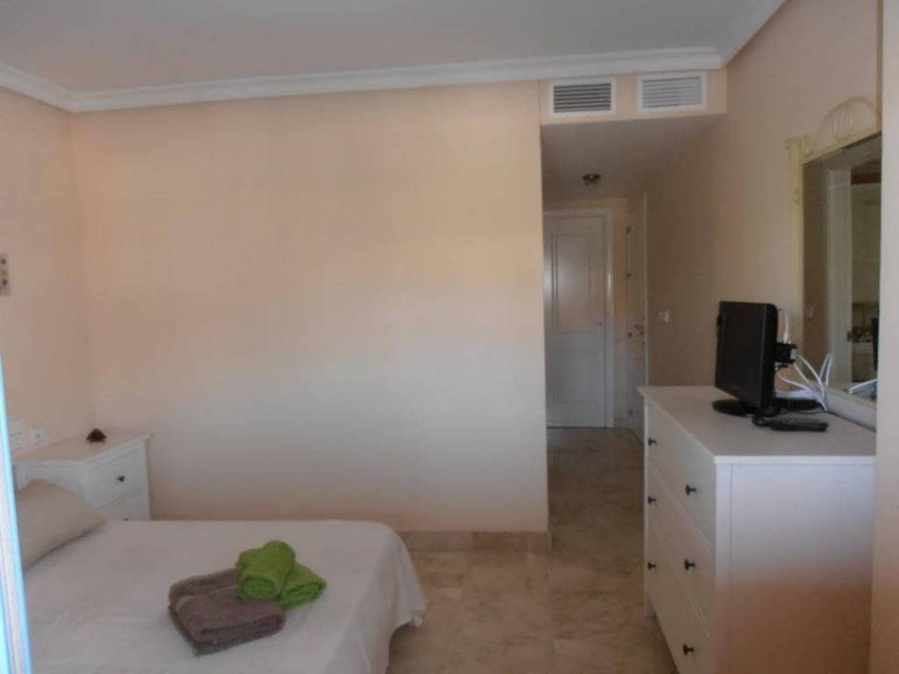 2 Zimmer Apartment zu vermieten in Almunecar mit Pool Garage - 850 € (Ref: 6912994)