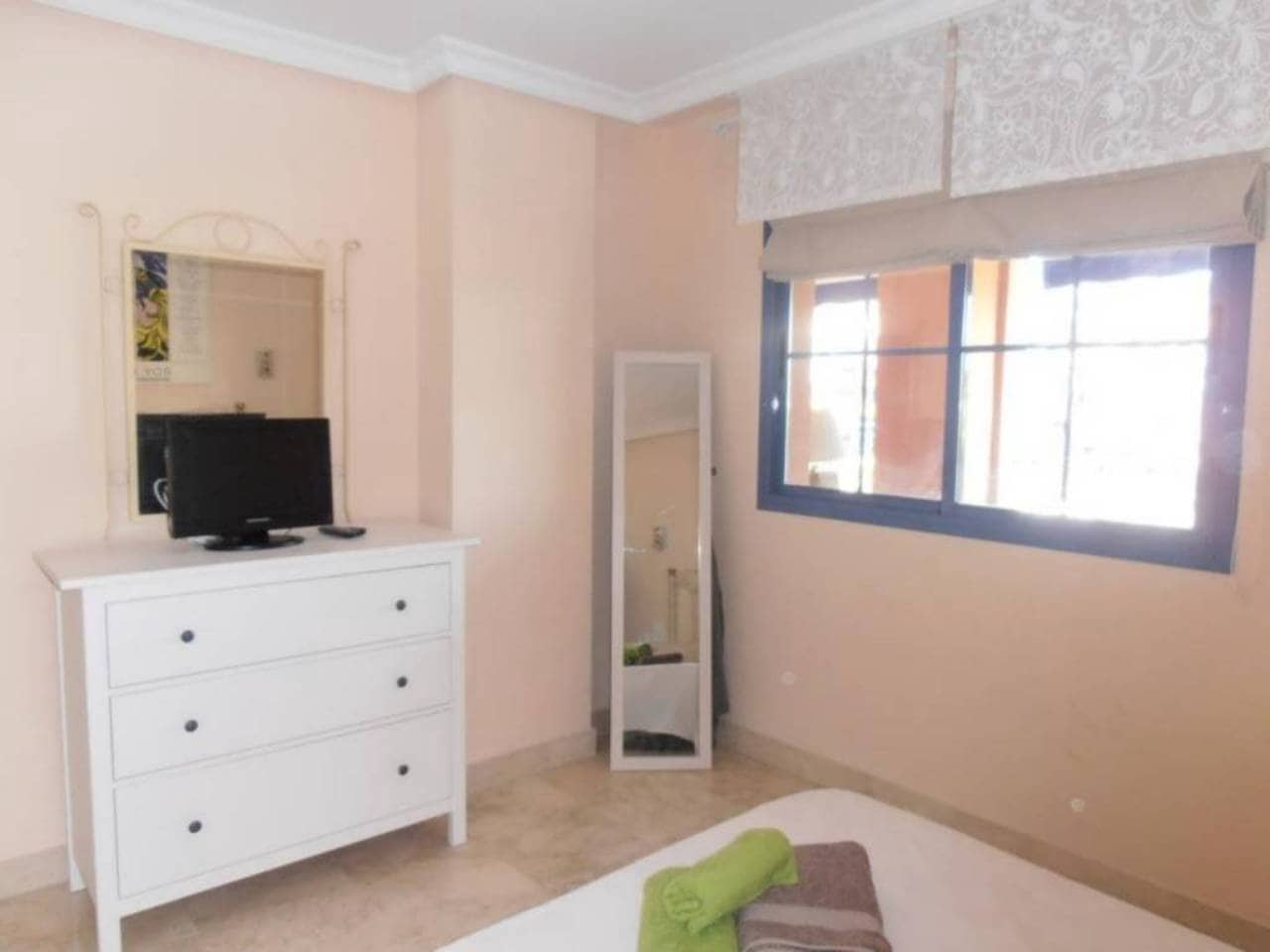 2 Zimmer Apartment zu vermieten in Almunecar mit Pool Garage - 850 € (Ref: 6912994)