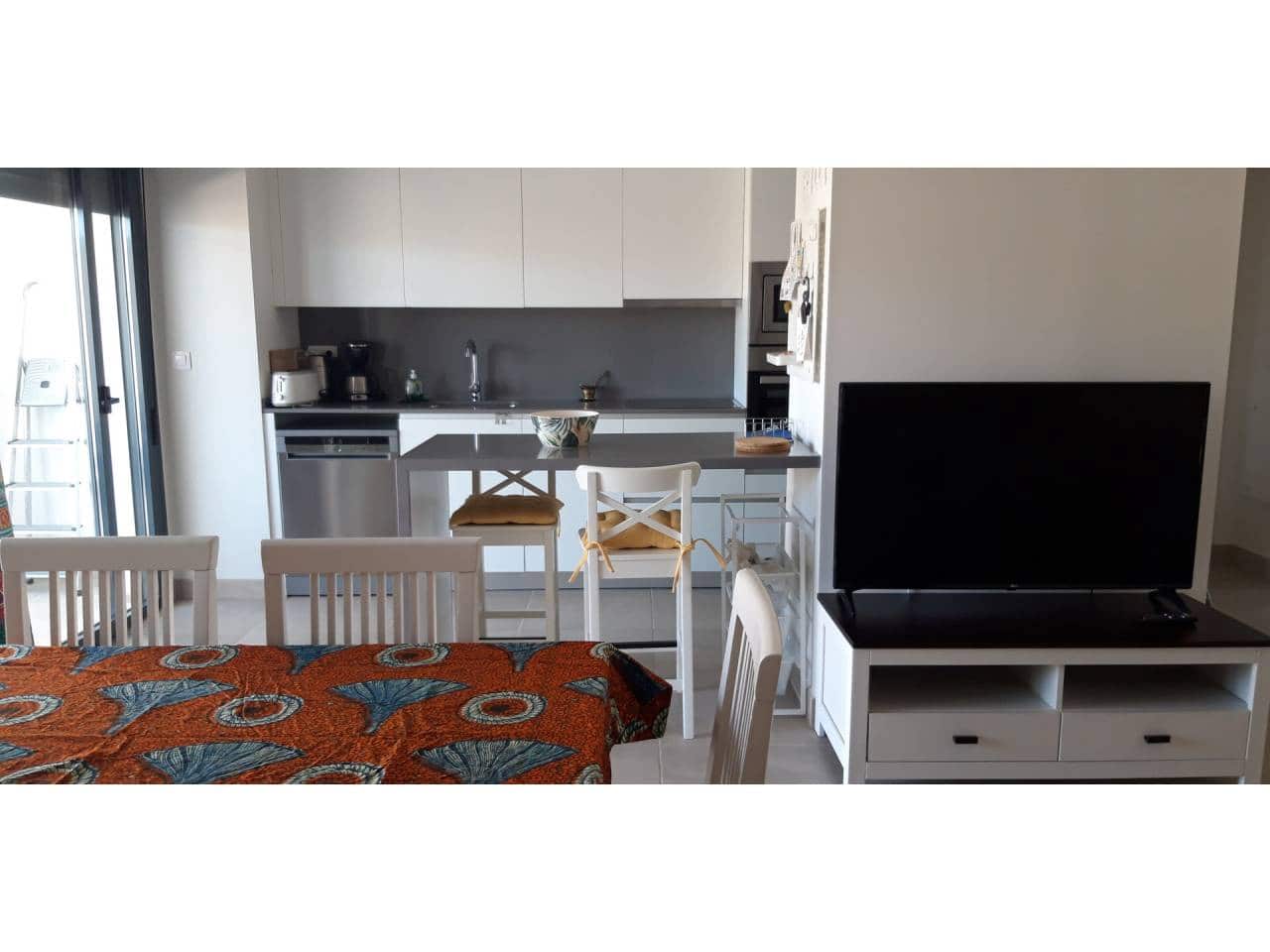   2 soveværelse   ferieLejlighed i Almunecar   med   swimmingpool  garage  - € 900 (Ref: 6912997)