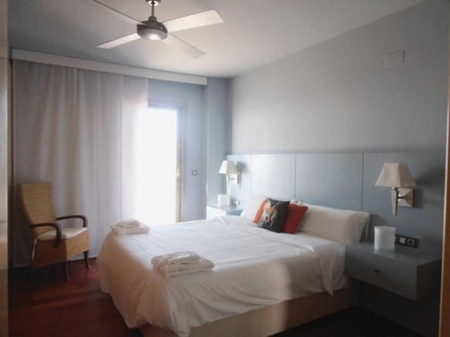 4 bedroom Villa for holiday rental in Almuñécar with pool garage - € 3,850 (Ref: 6913120)