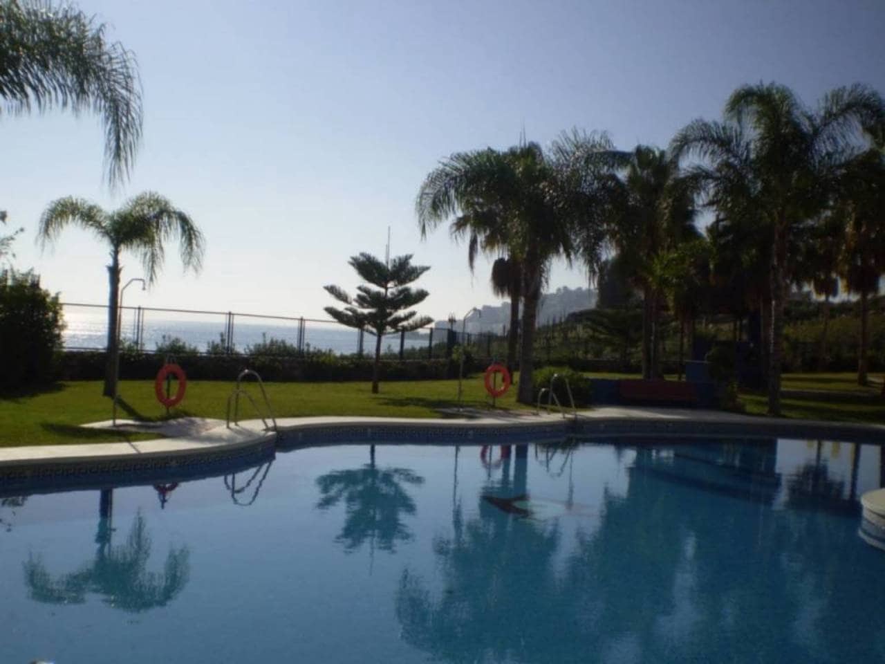 2 soveværelse Lejlighed til leje i Almunecar med swimmingpool garage - € 960 (Ref: 7314900)