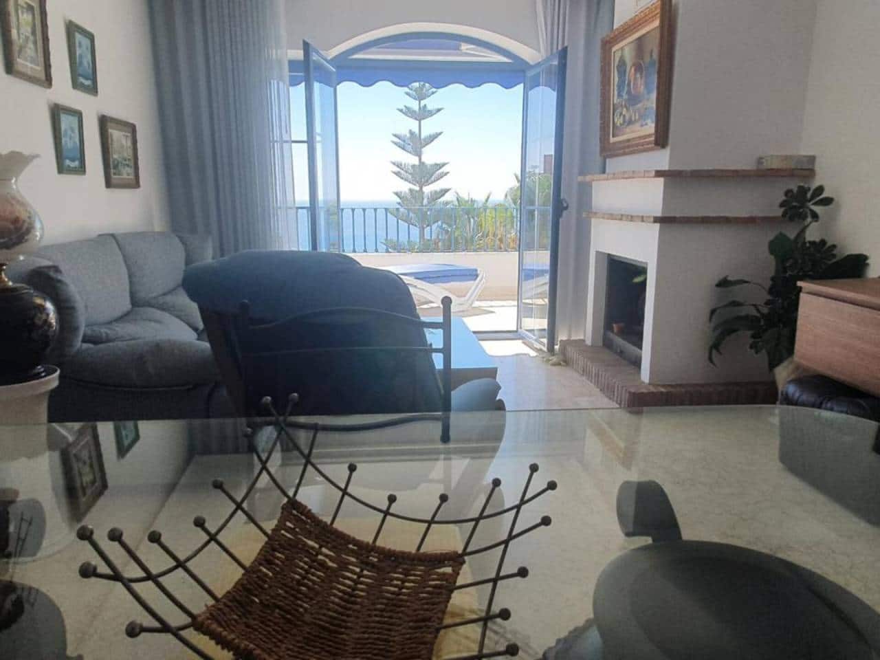 2 soveværelse Lejlighed til leje i Almunecar med swimmingpool garage - € 960 (Ref: 7314900)