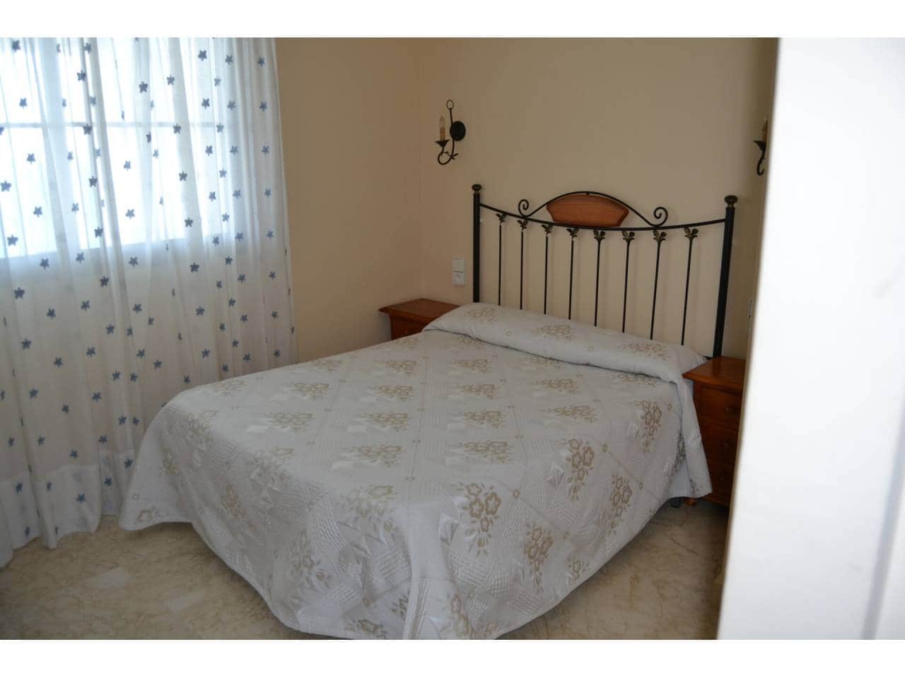 2 soveværelse Lejlighed til leje i Almunecar med swimmingpool garage - € 960 (Ref: 7314900)