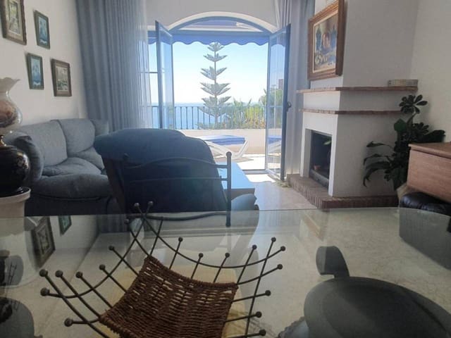 2 soverom Leilighet til leie i Almuñécar med svømmebasseng garasje - € 960 (Ref: 7314900)