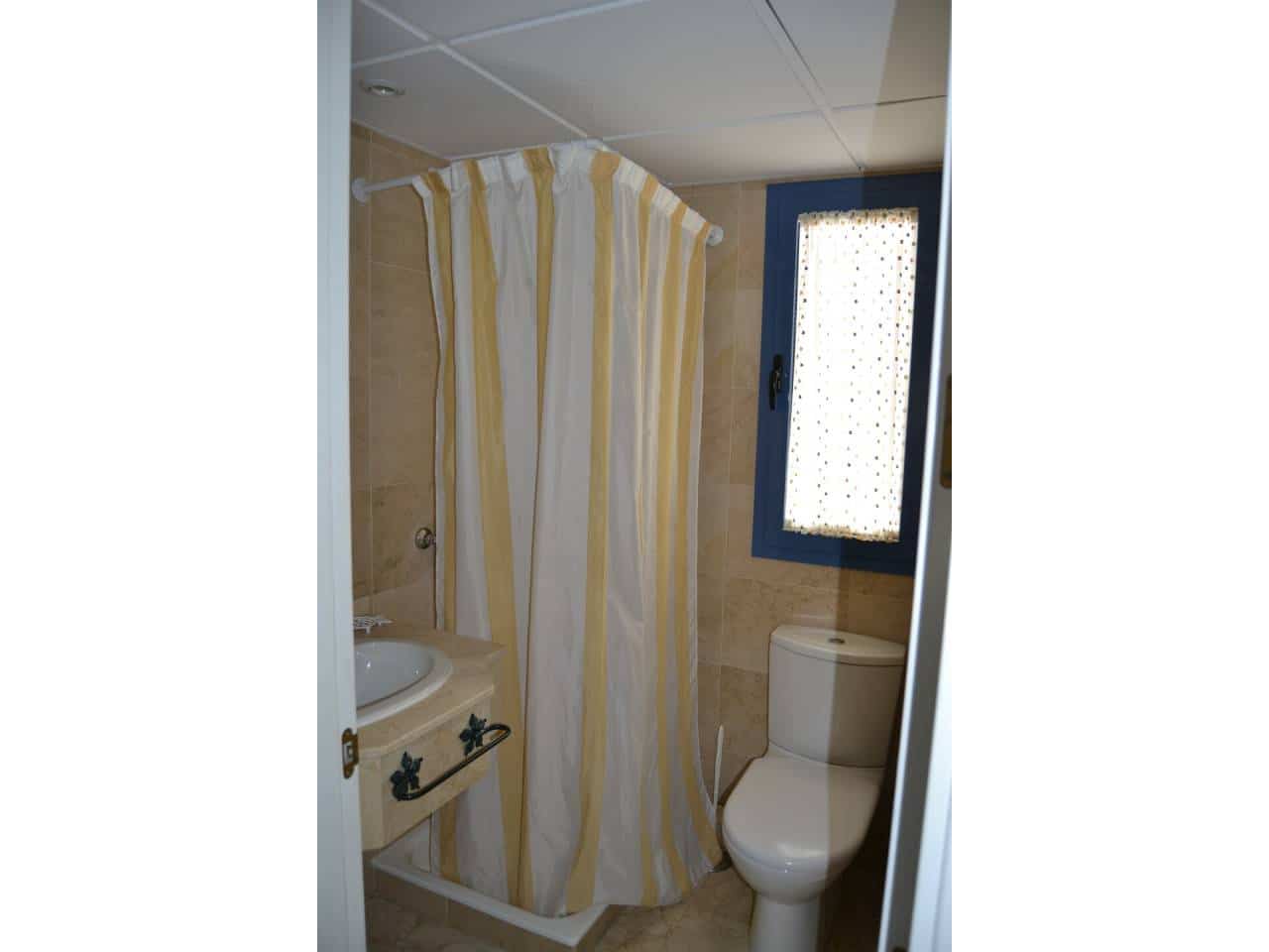 2 soveværelse Lejlighed til leje i Almunecar med swimmingpool garage - € 960 (Ref: 7314900)