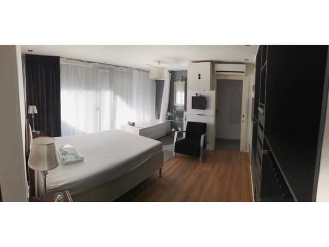 Appartement de 1 chambre à louer à Taramay, Almuñécar avec piscine garage - 550 € (Ref: 7574676)