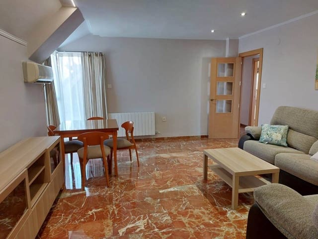 Ático de 2 habitaciones en Granada ciudad en alquiler con garaje - 950 € (Ref: 7725244)