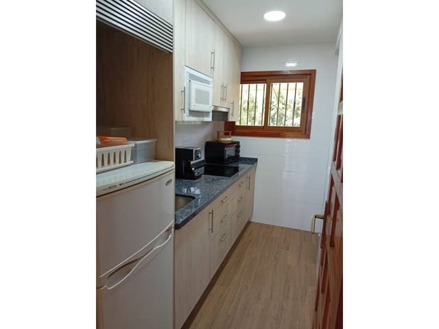 2 quarto Apartamento para arrendar em Almuñécar com piscina garagem - 800 € (Ref: 7967781)