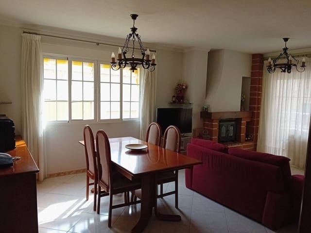 3 Zimmer Wohnung zu vermieten in Almuñécar - 900 € (Ref: 8037523)