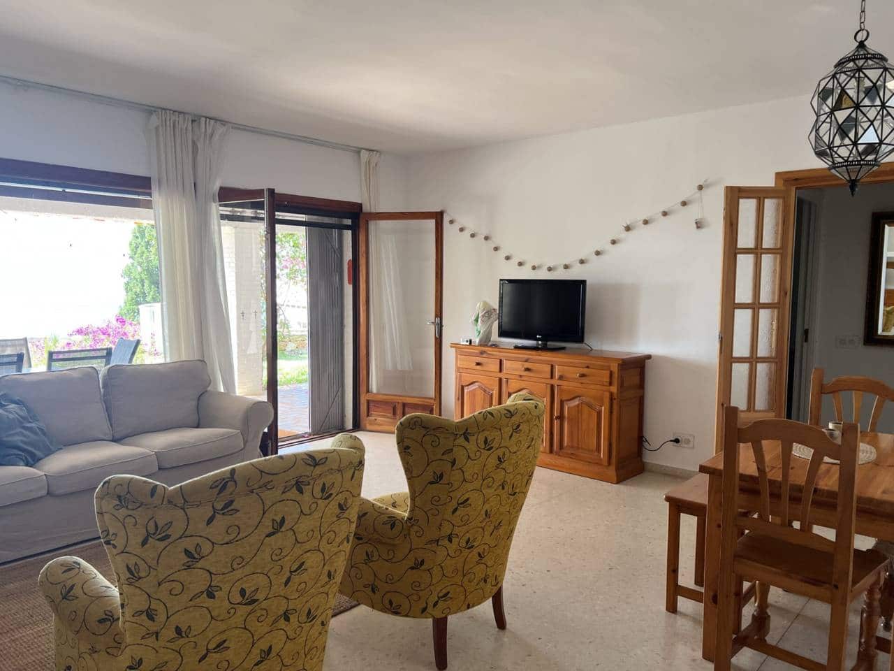   3 soveværelse   ferieVilla i Almunecar   med   swimmingpool  garage  - € 1.200 (Ref: 8123441)