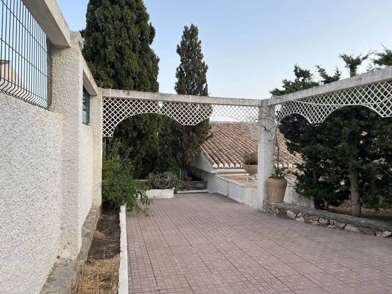   3 soveværelse   ferieVilla i Almunecar   med   swimmingpool  garage  - € 1.200 (Ref: 8123441)