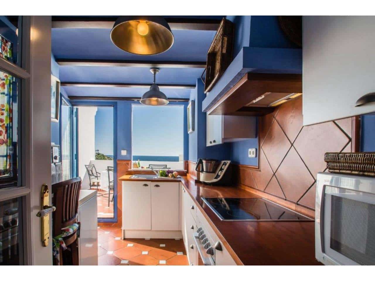 3 bedroom Penthouse for holiday rental in Taramay with pool garage - € 1,000 (Ref: 8238419)