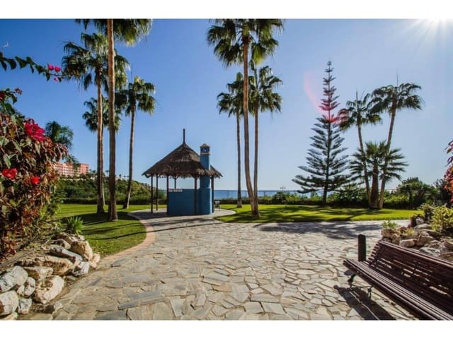 Penthouse de 3 chambres de location de vacances à Taramay, Almuñécar avec piscine garage - 1 000 € (Ref: 8238419)