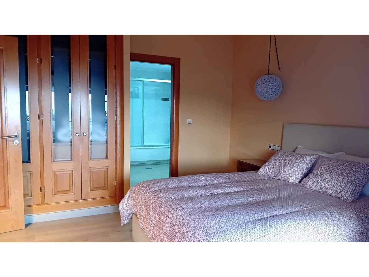 3 camera da letto Attico da affitare come casa vacanza in Taramay con piscina garage - 600 € (Rif: 9790063)