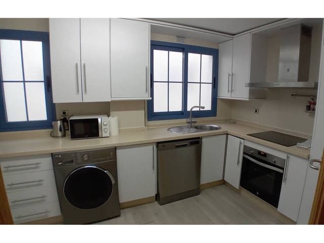 3 camera da letto Attico da affitare come casa vacanza in Taramay, Almuñécar con piscina garage - 600 € (Rif: 9790063)