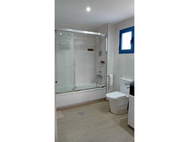 3 camera da letto Attico da affitare come casa vacanza in Taramay, Almuñécar con piscina garage - 600 € (Rif: 9790063)