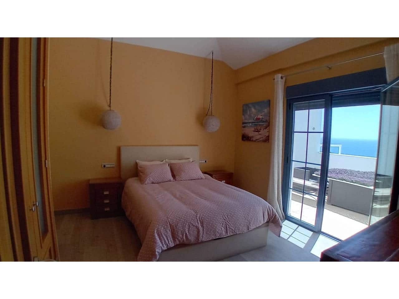 3 bedroom Penthouse for holiday rental in Taramay with pool garage - € 600 (Ref: 9790063)