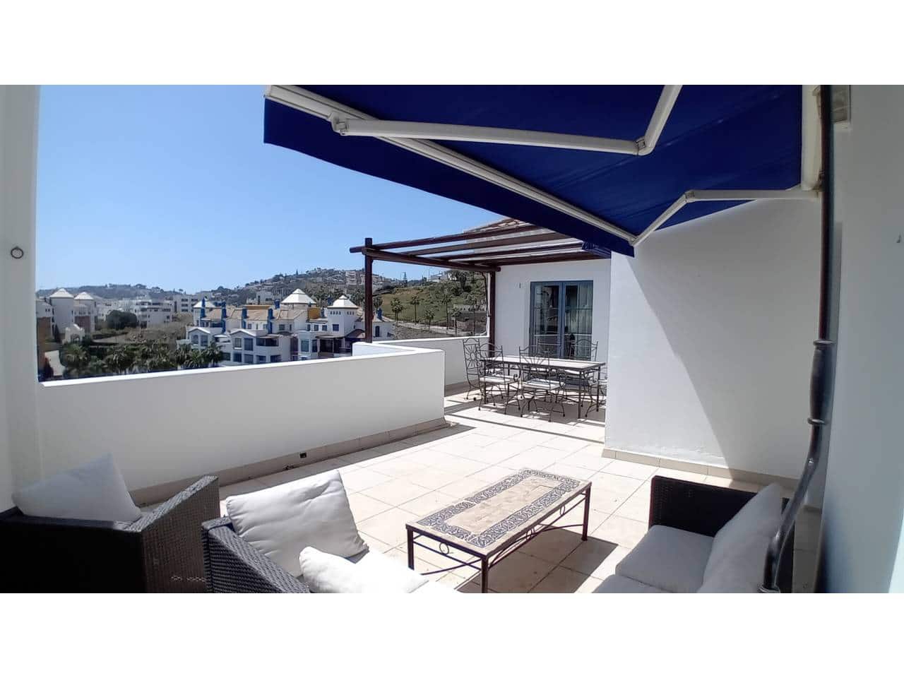 3 bedroom Penthouse for holiday rental in Taramay with pool garage - € 600 (Ref: 9790063)