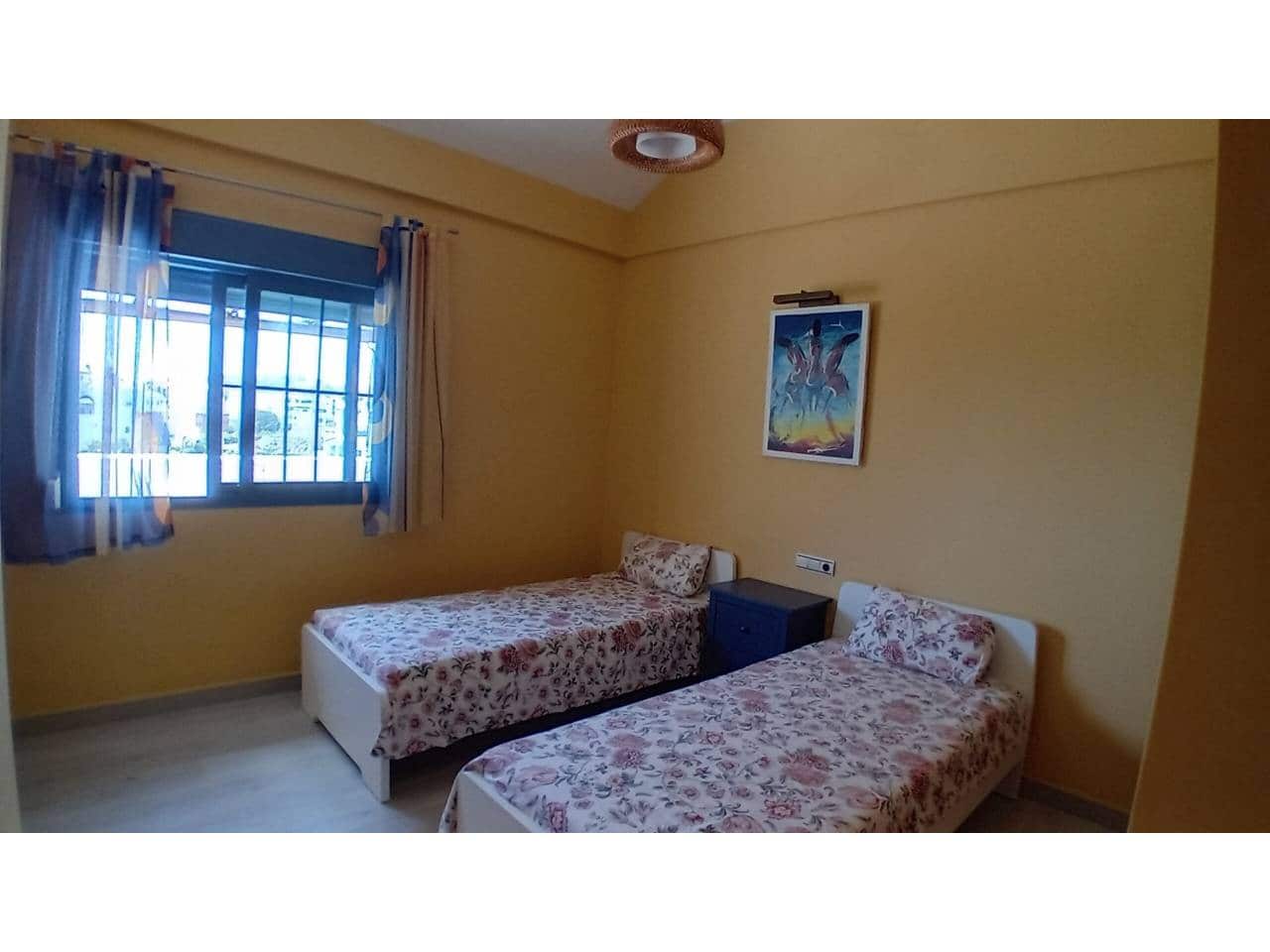 3 bedroom Penthouse for holiday rental in Taramay with pool garage - € 600 (Ref: 9790063)