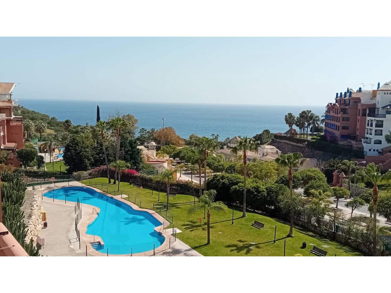 3 bedroom Penthouse for holiday rental in Taramay with pool garage - € 600 (Ref: 9790063)