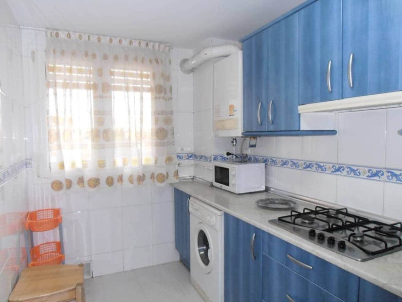 3 quarto Apartamento para arrendar em Granada cidade com piscina garagem - 1 000 € (Ref: 9819764)